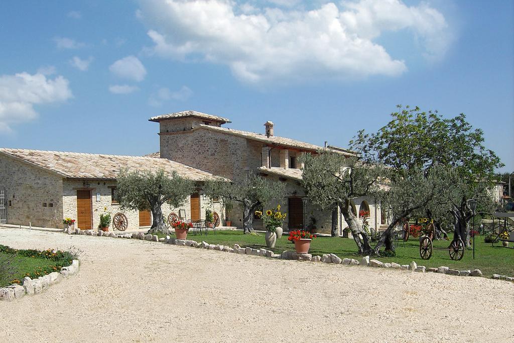 Agriturismo Arcobaleno Della Torretta Giano dell'Umbria ภายนอก รูปภาพ